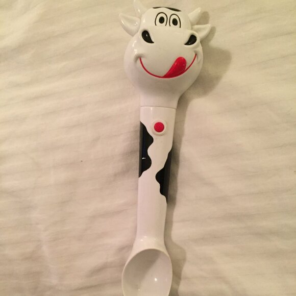 Cow Mooing Ice Cream Scoop Mooing Sounds Battery Operated VTG 10" - Picture 1 of 3
